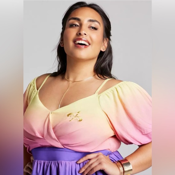 🍂NEW Her Universe Star Wars Padme Amidala Cold Shoulder Top PlusSize Exclusive - Picture 4 of 9